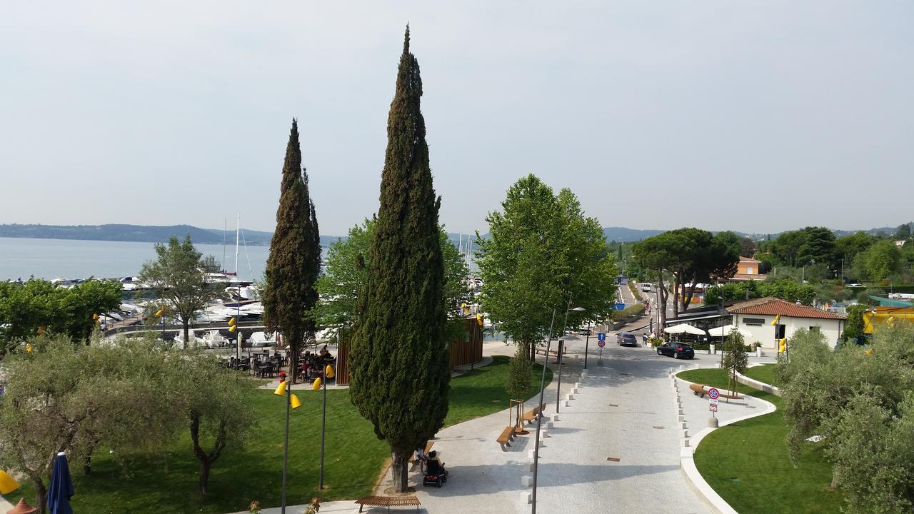 Graziosa Al Porto Villa Moniga del Garda Ngoại thất bức ảnh
