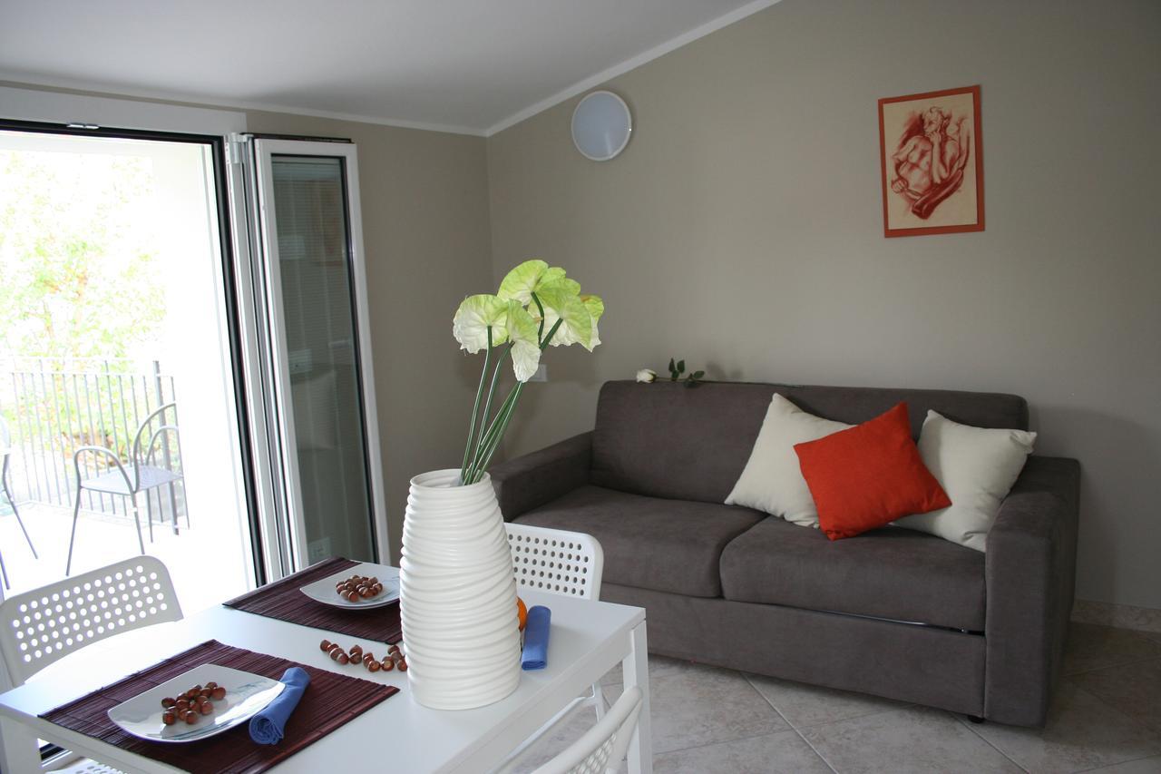 Graziosa Al Porto Villa Moniga del Garda Ngoại thất bức ảnh