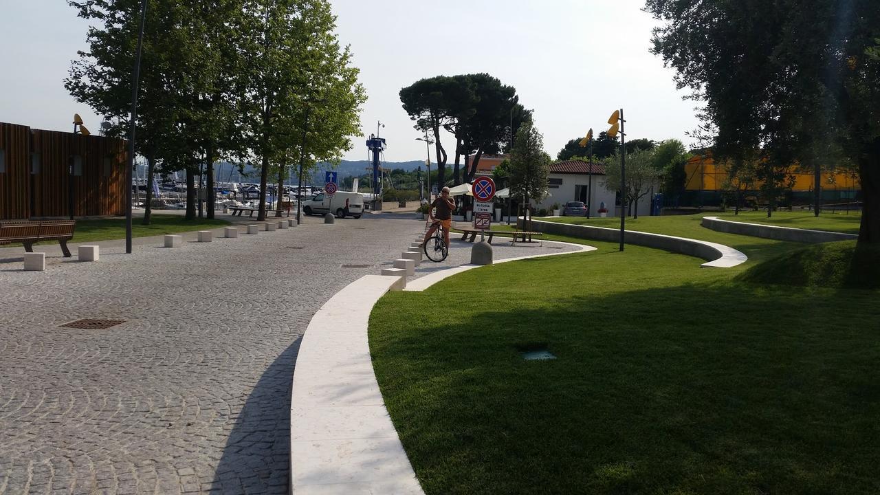 Graziosa Al Porto Villa Moniga del Garda Ngoại thất bức ảnh