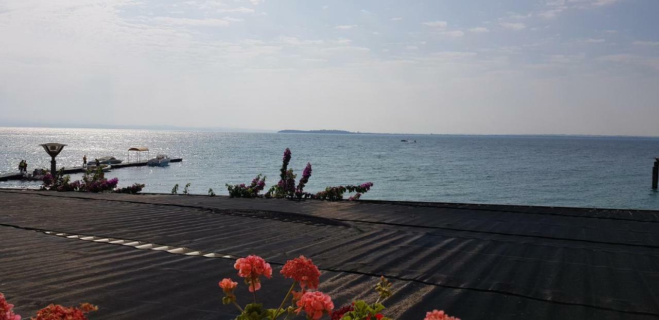 Graziosa Al Porto Villa Moniga del Garda Ngoại thất bức ảnh